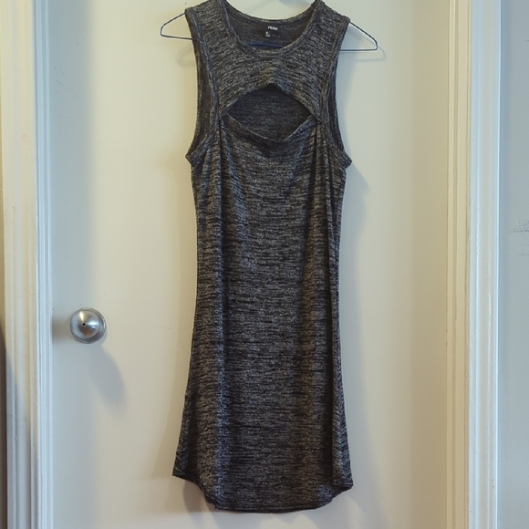 Wilfred Free Bundle - Picture 3 of 14